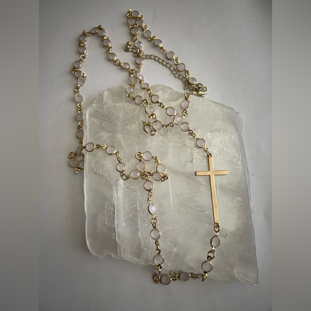 Bansri Gold  Necklace with Cross